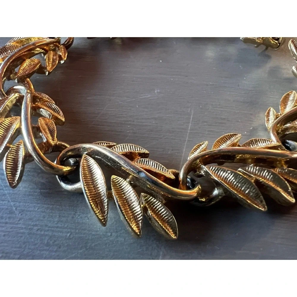Napier Leaf Bracelet 7.5
